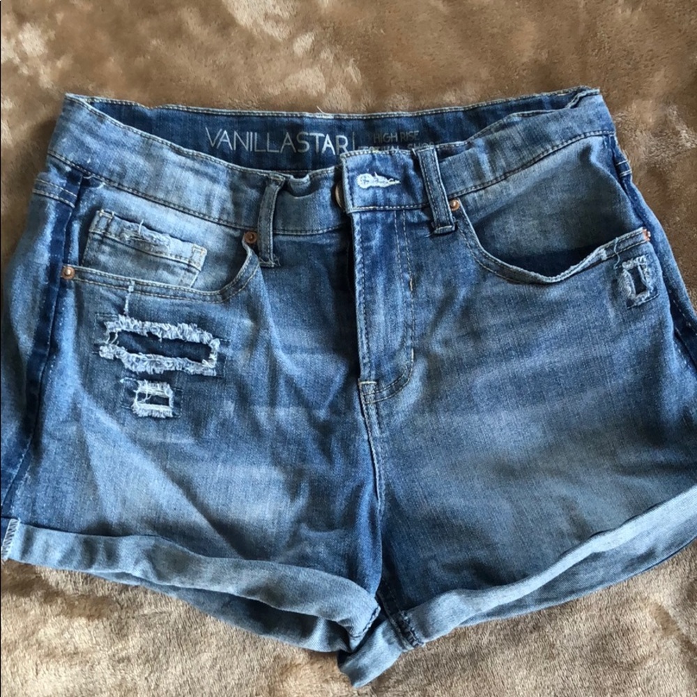 Destroy denim shorts